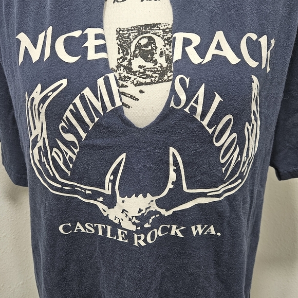 Pasr Time Saloon graphic t-shirt - Picture 2 of 6
